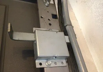 Millcreek UT Locksmith Store Millcreek, UT 801-762-6088 - 9-Garage-Door-Locks